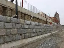 V říjnu se odehraje vysouvání druhé poloviny nového mostu nad řeku Moravu | Foto: Blanka Martinovská