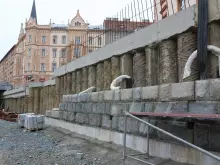 V říjnu se odehraje vysouvání druhé poloviny nového mostu nad řeku Moravu | Foto: Blanka Martinovská