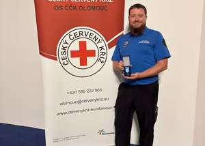 Další ze strážníků byl oceněn za darování krve