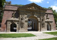 Терезианские ворота