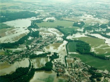 Morava-nad Olomoucí (Chomoutova, Horka n Mor.), pohled po vodě, 11.7.1997 | © Povodí Moravy, s. p.