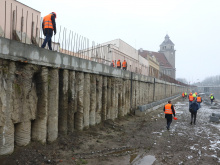 Stavba nového mostu pokračuje, příští týden začne betonáž mostovky | Foto: Blanka Martinovská
