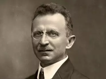 JUDr. Karel Mareš (nar. 28. 1. 1872 v Hostomicích na Berounsku, zemř. 2. 6. 1952 v Olomouci), první český starosta města Olomouce v letech 1919–1923 | zdroj: SOkA