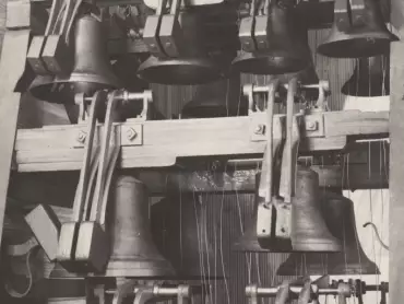 Zvonkohra orloje, fotografie z roku 1955. Státní archiv v Olomouci, Archiv města Olomouce, fond M-8-34, Sbírka obrazového materiálu a fotografií Olomouc, inv. č. 1144.