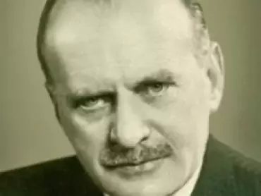 PhDr. Petr Zenkl (1874–1975), od 25. dubna 1945 předseda Čs. strany národně socialistické, od srpna 1945 do května 1946 primátor hlavního města Prahy.
