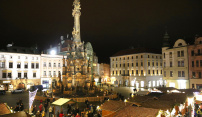 Vánoční atmosféra z Olomouce nezmizí. Snad zůstane i část trhů