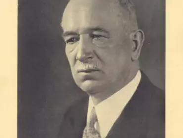 Pamětní tisk vydaný u příležitosti návštěvy prezidenta E. Beneše dne 14. července 1946. Státní okresní archiv v Olomouci, Sbírka obrazového materiálu a fotografií M 8-34, inv. č. 1527. <a href='http://vademecum.archives.cz/vademecum/permalink?xid=1B5A02011FE94BB8B58B0555EFC24BE0&scan=1' target='_blank'>Odkaz.</a>