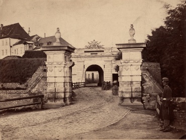 Brána Kopecká (Hradská) z vnější strany, před r. 1876. | © Státní okresní archiv Olomouc