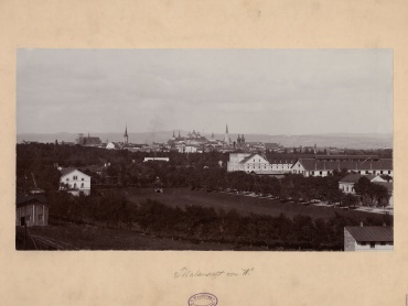 Pohled na město Olomouc z Tabulového vrchu (z východu) v roce 1899. | © Státní okresní archiv Olomouc