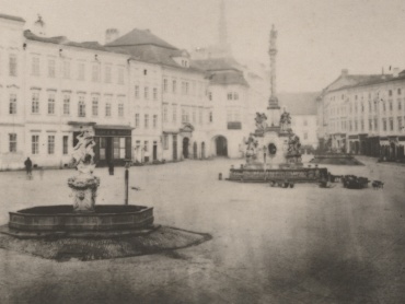 Dolní náměstí v Olomouci. Nedatováno. | © Státní okresní archiv Olomouc